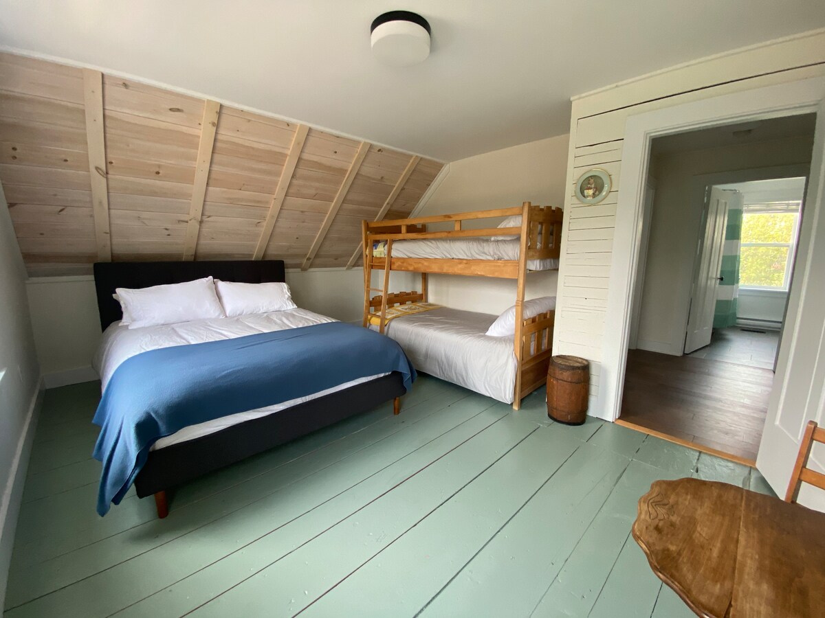 საძინებელი 1