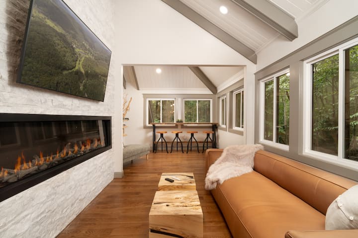 New! Cascade Falls/hound Ears Club/hottub/steam Rm - Boone, NC