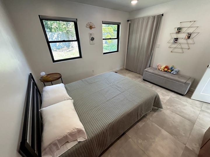 غرفة النوم 1