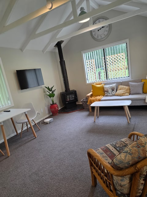Top performing Airbnb: Karinya Cottage in Western Bay Of Plenty District