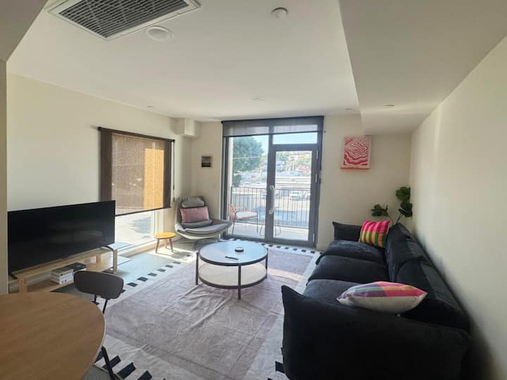 3 Stories New Construction Townhome 4bd 3 Bath - Montebello, CA