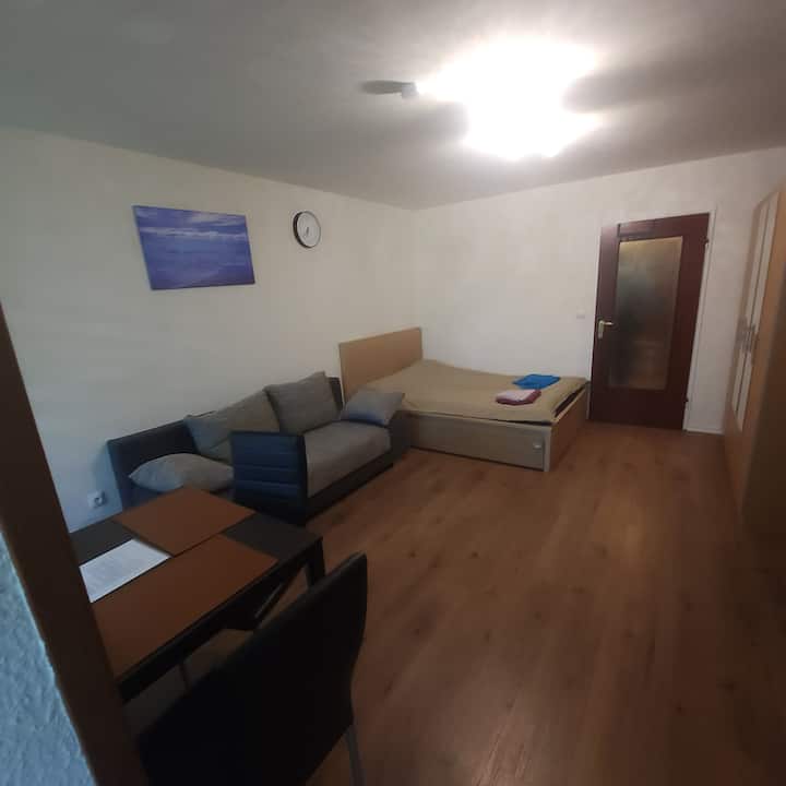 Cozy Apartment, Nähe U-bahn, 20 Min Zentrum, Park - Munich