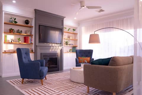 Top Airbnb: Luxury Canal House - Waterfront&Chef’s Kitchen in Perth
