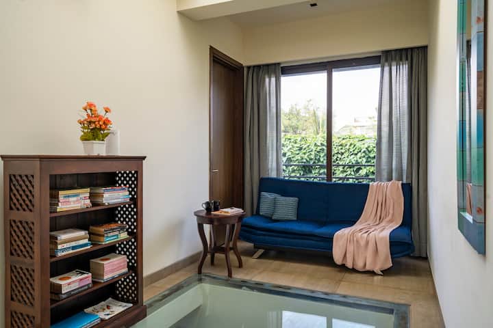 Living room image 10