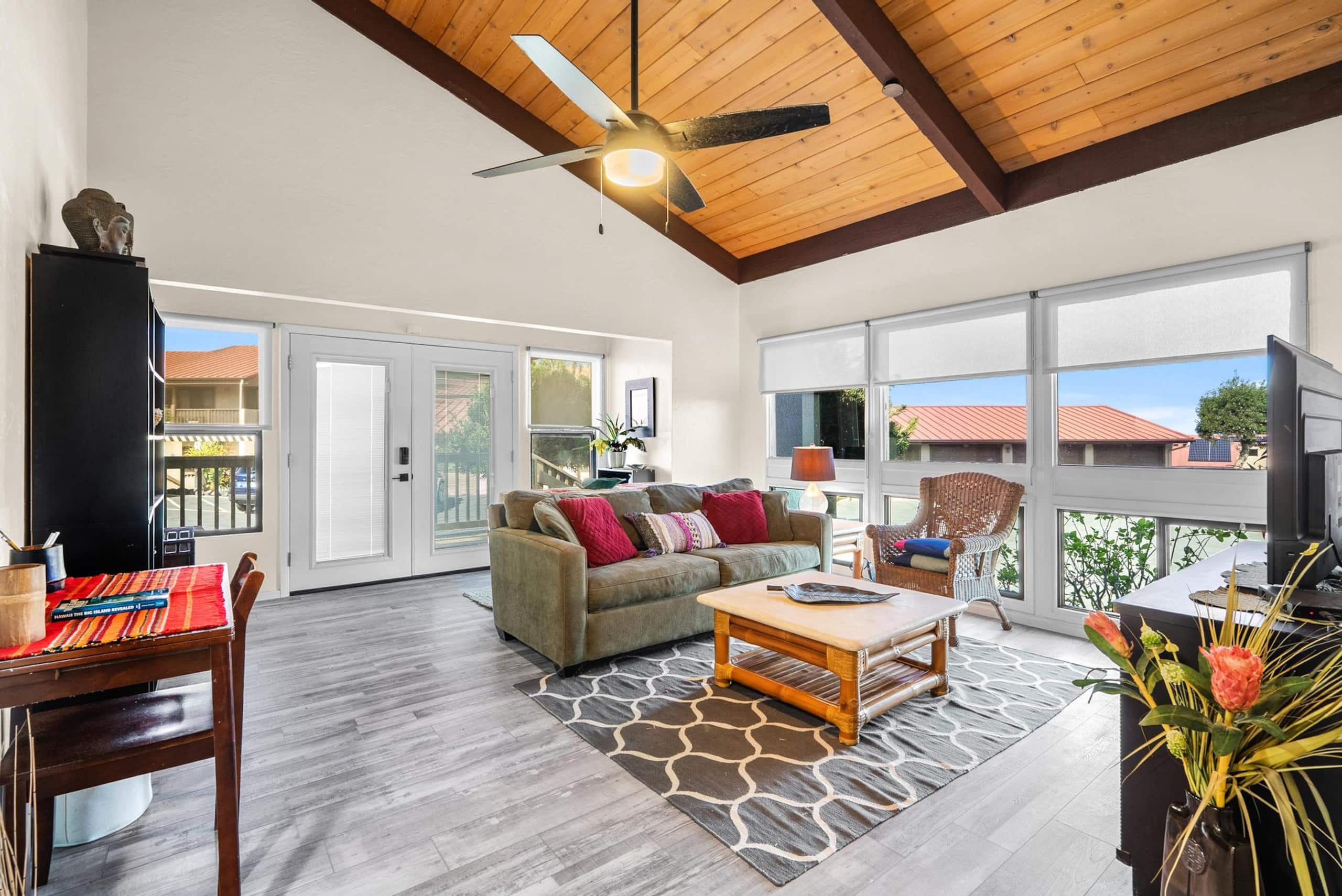 Spacious Keauhou Condo near snorkeling and surfing - Image 2