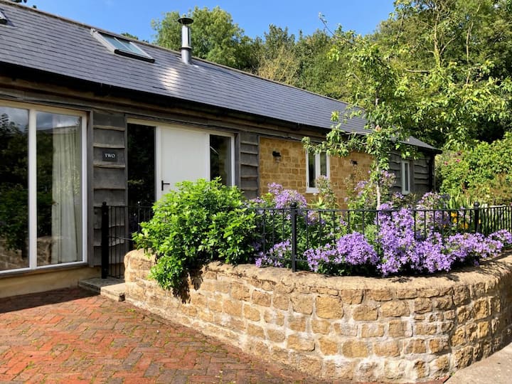 2 Bed In Stoke Abbott (Oc-50884) - Crewkerne