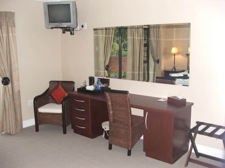 De Hoek Guesthouse - Gqeberha