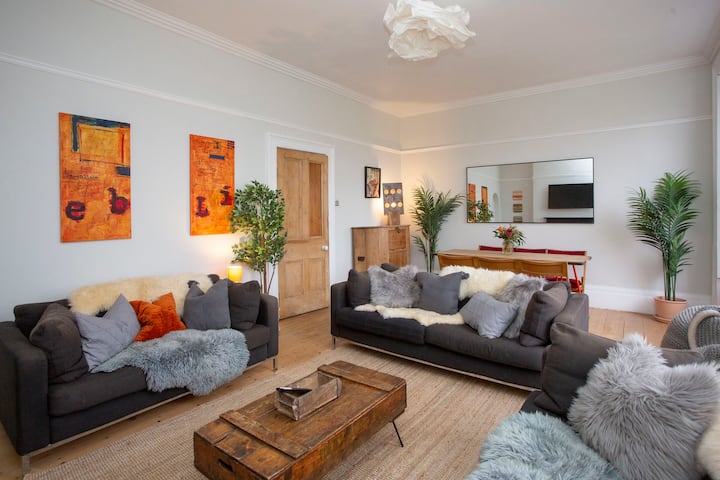 5-bed Contractor House | Parking | M-f Stays - Brístol