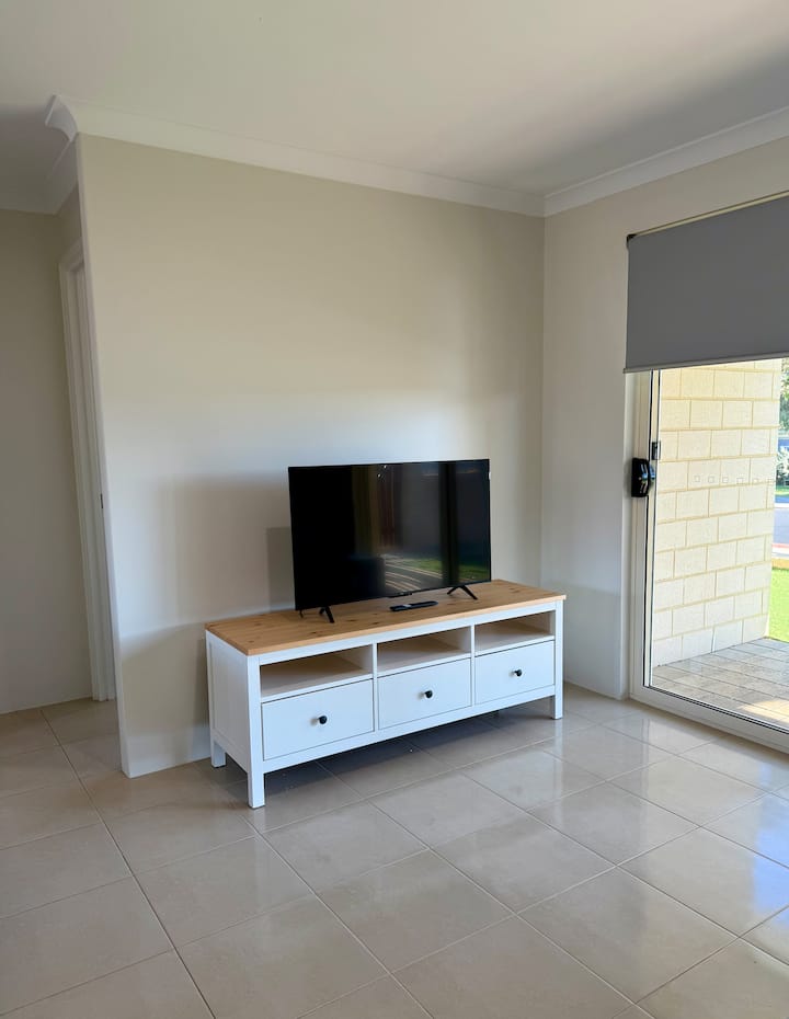 Not Ordinary A - Geraldton