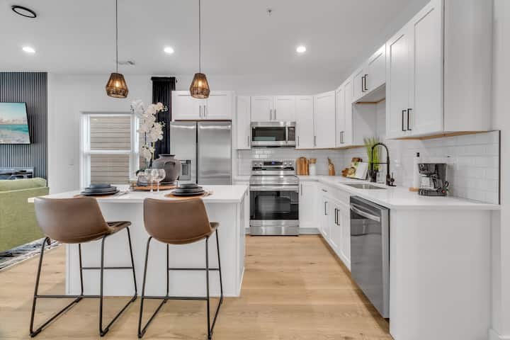 1500 Murphy -Executive Comfort Suite B - Mercedes-Benz Stadium - Atlanta