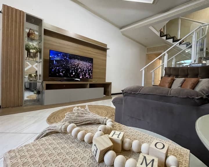 Casa Completa C/ Piscina/3 Quartos /2 Vaga Garagem - Aparecida
