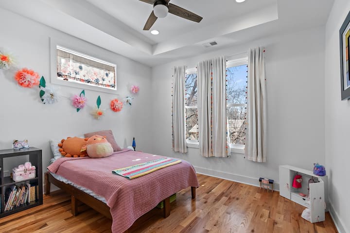 Estas habitaciones, amuebladas con esmero y decoradas con un estilo acogedor, ofrecen a todos un espacio privado para relajarse.