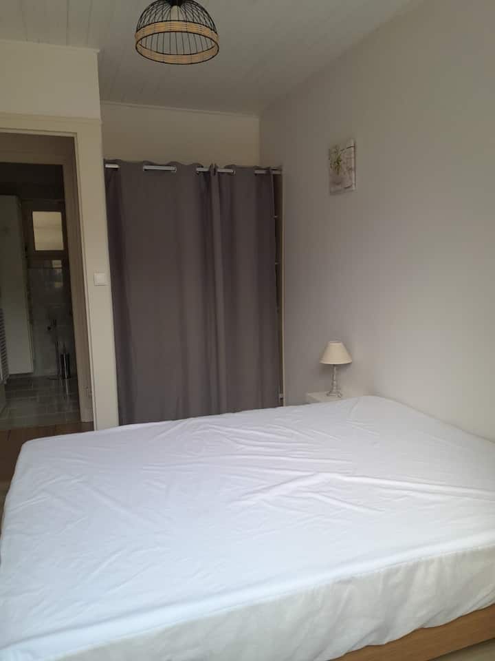 Spavaća soba 1