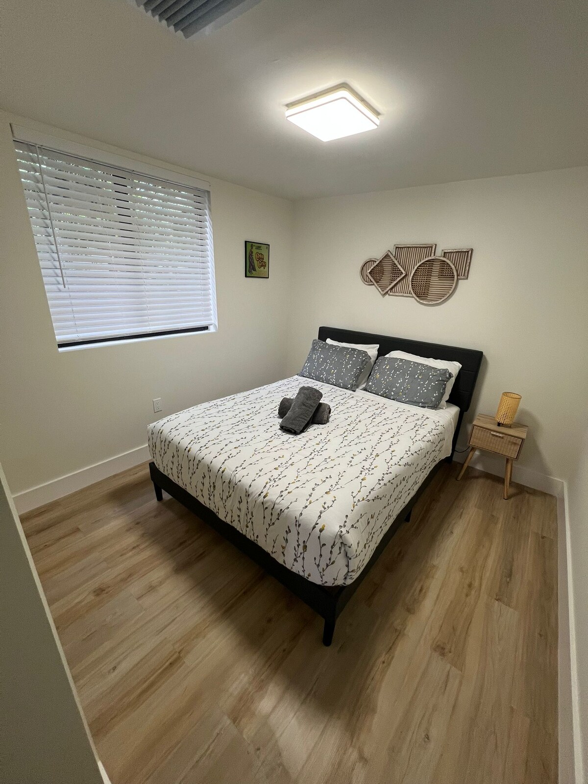 غرفة النوم 2