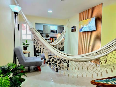 Top Airbnb: With Hammocks and Balcony, close to the beach, A/C and Wifi in La Guajira