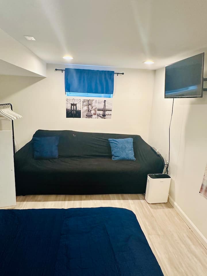 Maplewood Private Studio W/ Parking & Laundry! - Newark, NJ