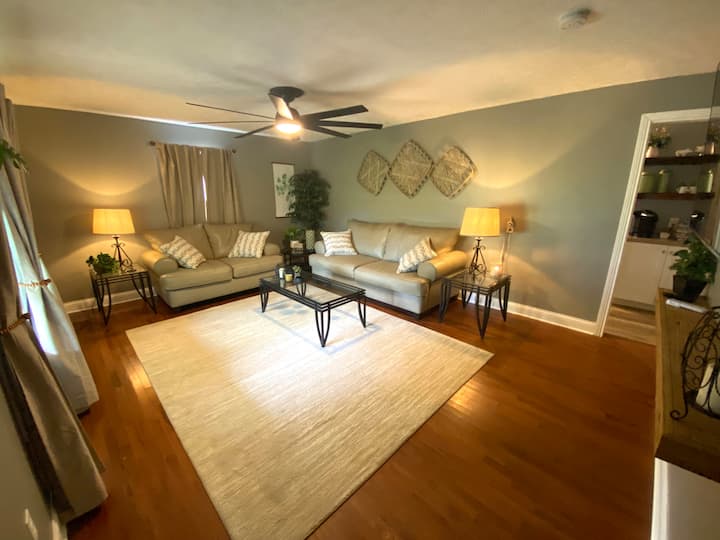 Home Away From Home - Irvine, KY
