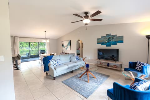 Top performing Airbnb: Oriole Retreat, 3/2 W/ Fenced Yard near FGCU & RSW in San Carlos Park
