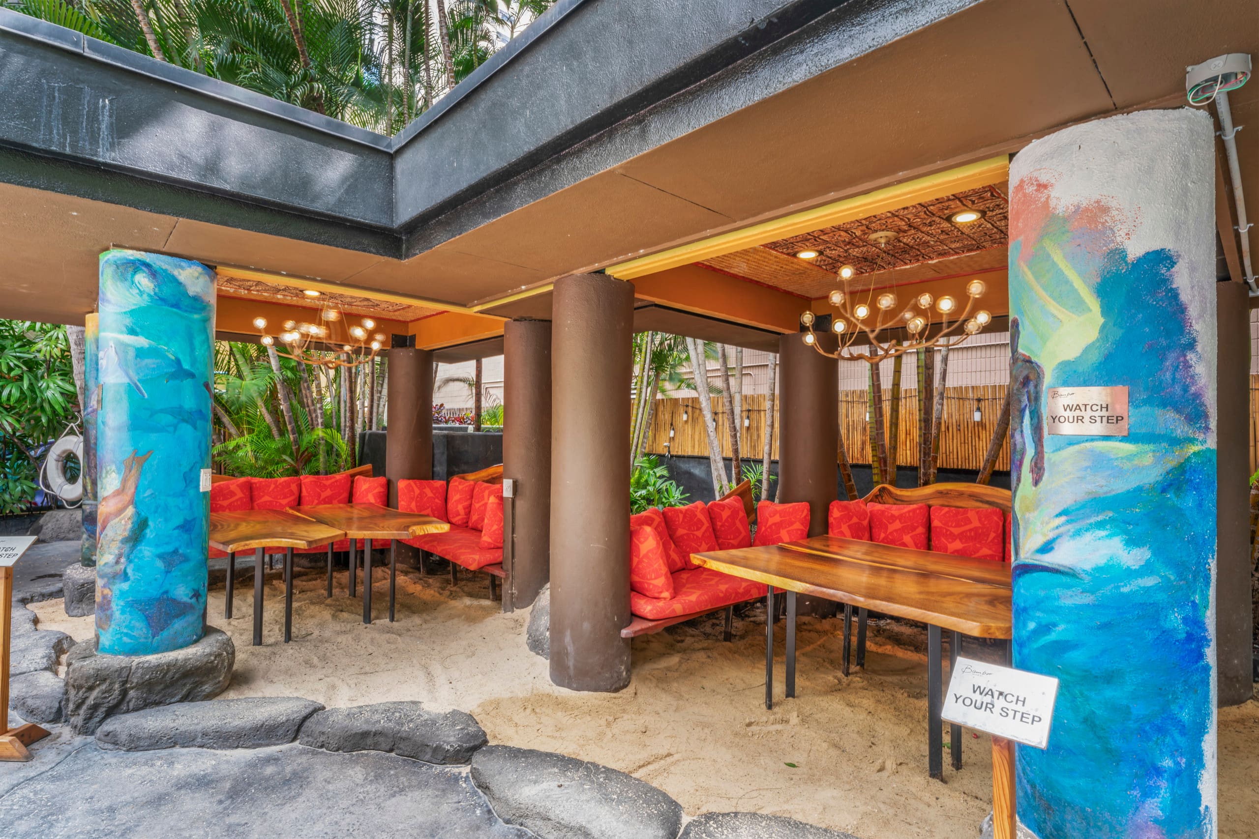Condo in Honolulu · ★4.5 · Studio · 2 beds · 1 private bath - Image 13