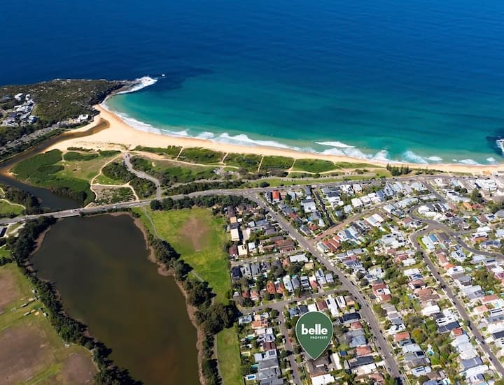 Curlcurl Beach - Bright And Airy Modern 2bedder - Manly