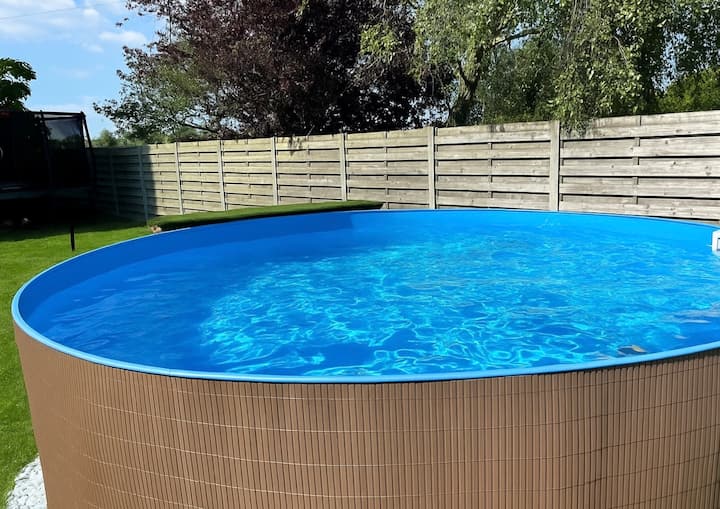 Tomorrowland Boom - 1 Kamer Met Zwembad (2p) - Tml - Boom