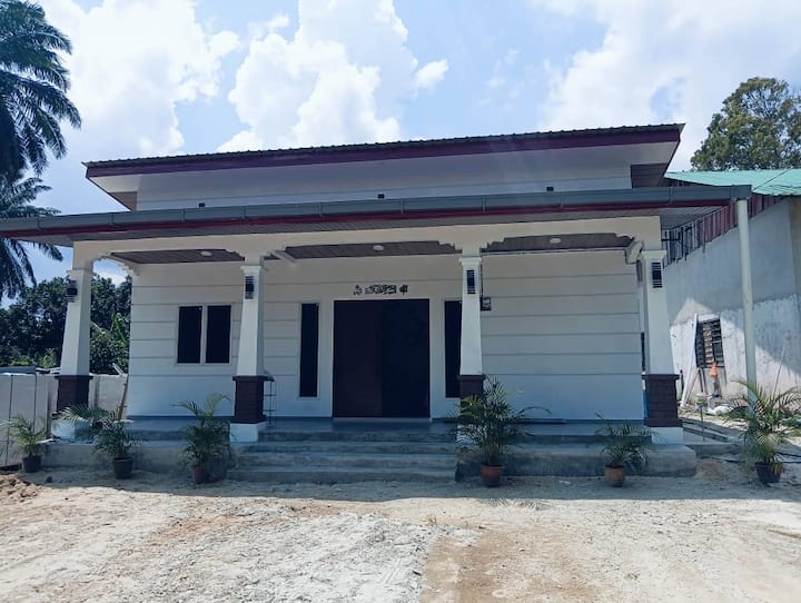 "Homestay Mymeza" Suasana Desa, Dalaman Mewah - Bukit Gambir