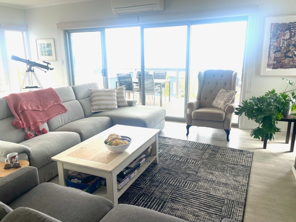 Top performing Airbnb: Matey's House Encounter Bay in Encounter Bay