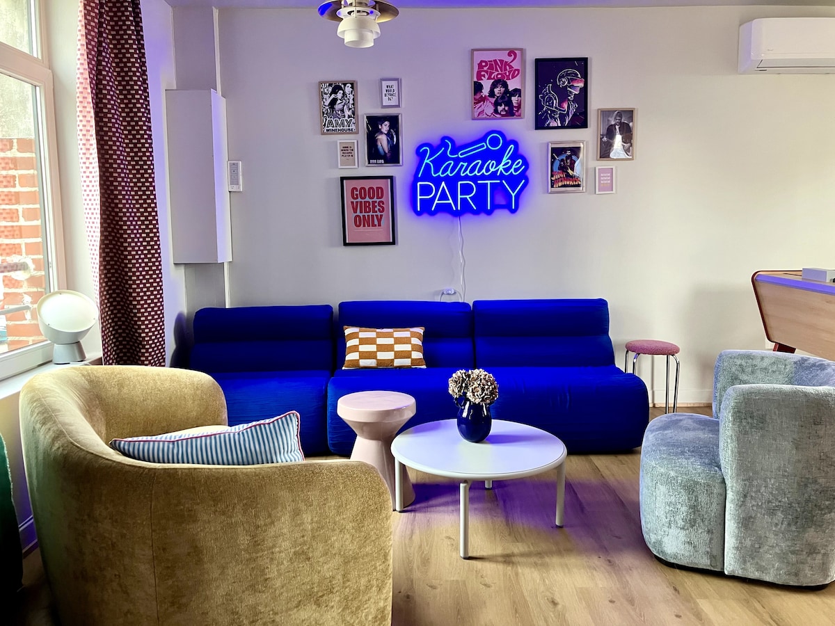 Top Airbnb: Paillettes fever: house with karaoke, 3 bedrooms à Croix