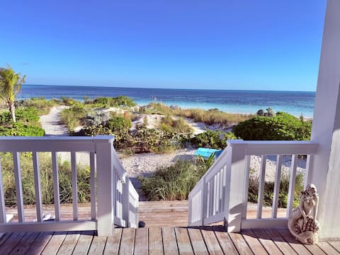 'This Is It' Luxury Beach Villa + free Golf Cart