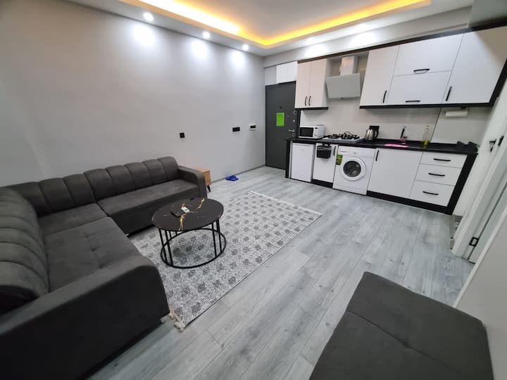 Havalimanı Yakını Ermenek Mahallesi 1+1  Daire - Antalya Airport (AYT)