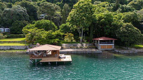 Lakefront Chateau Riviera @Coatepeque+Pool+AC+Wifi