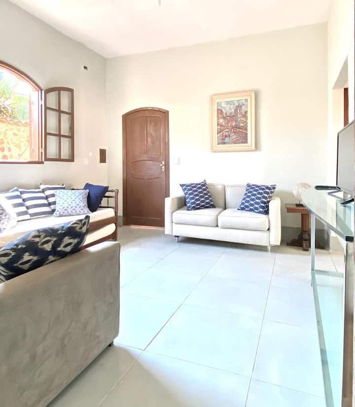 Casa De Veraneio Em Arraial  C/ Estacionamento - Arraial do Cabo