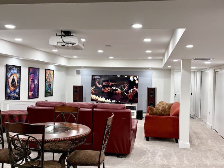 Relaxing Stay Woodbine - Entire Level - Maryland