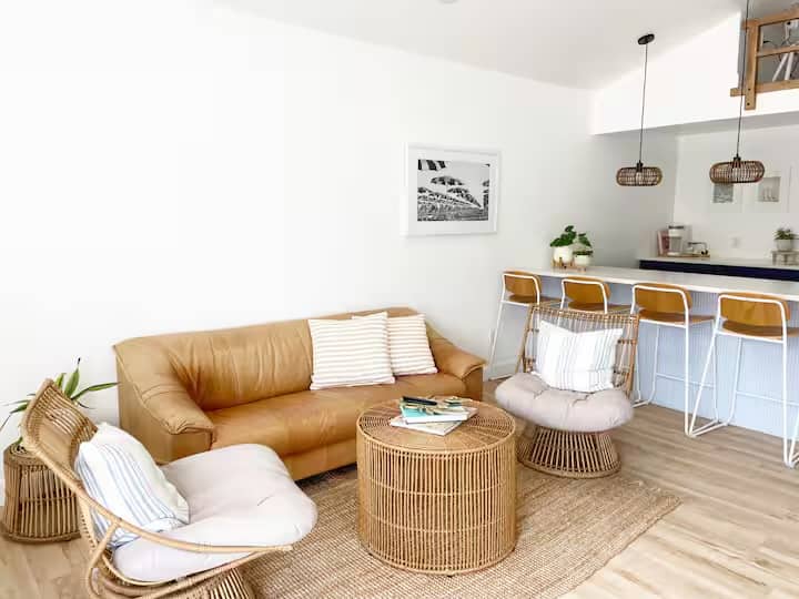 Sauble Beach Flat 3 - Sauble Beach