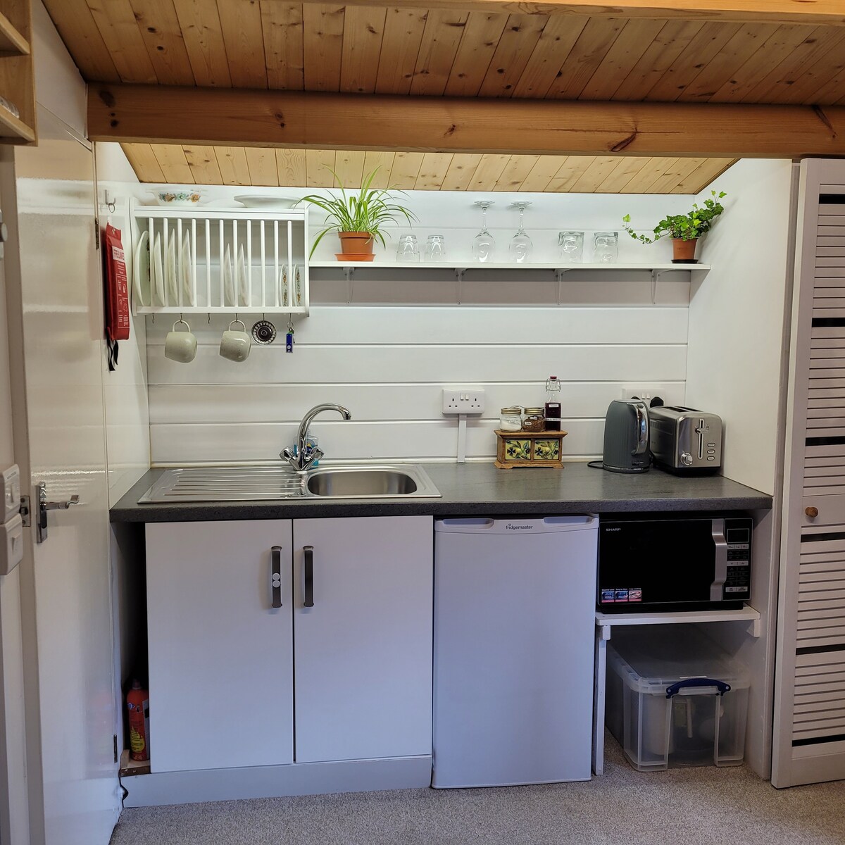 Successful Airbnb property: Courtyard Cabin in Falmouth in Falmouth