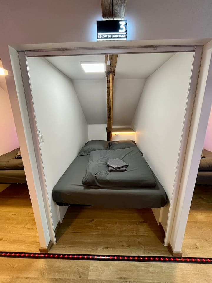 Bedroom 16