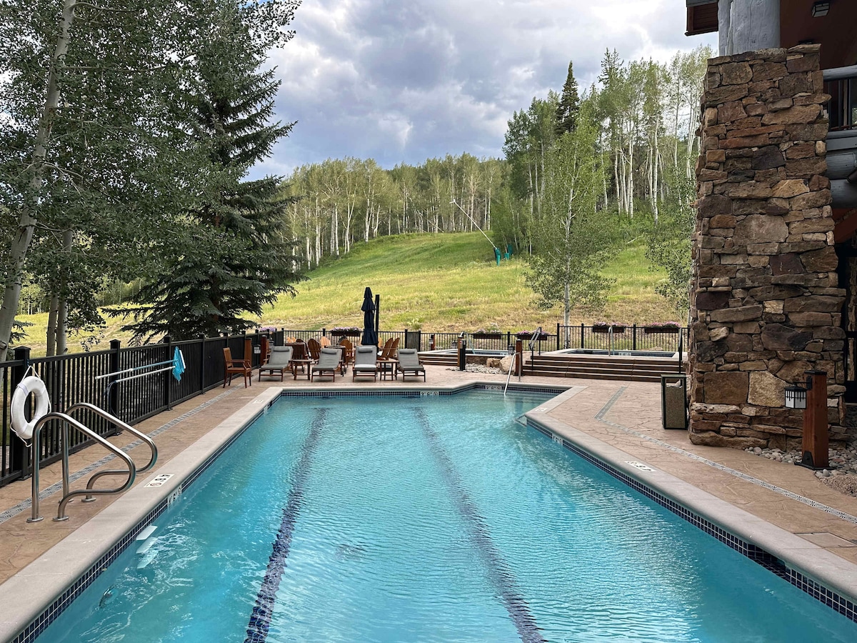 Beaver Creek Lodge — view 3