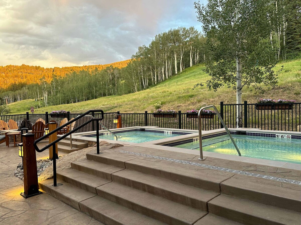 Beaver Creek Lodge — view 4