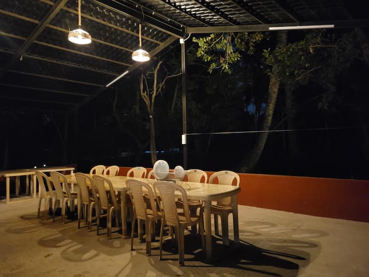 Camp Hrid Woods Waterfront, Forest View Cabins - バンガロール