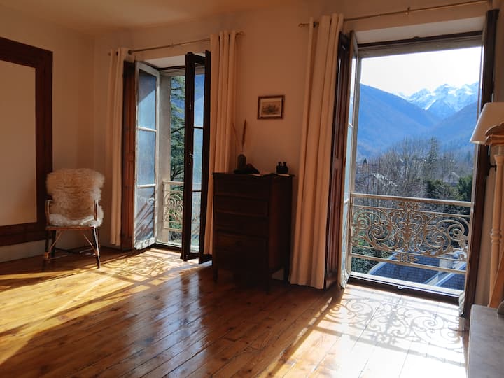 Le Pyrénéen - Wifi - Balcon - Grande Chambre - Les