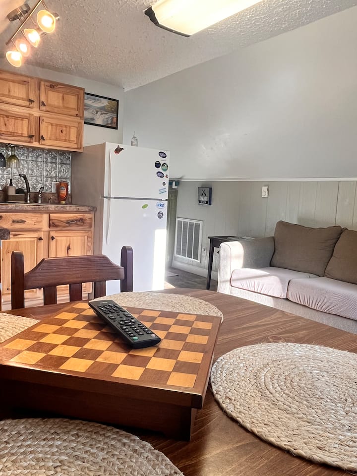 Riverfront Loft - Steps From The New River - New River Gorge National Park & Preserve