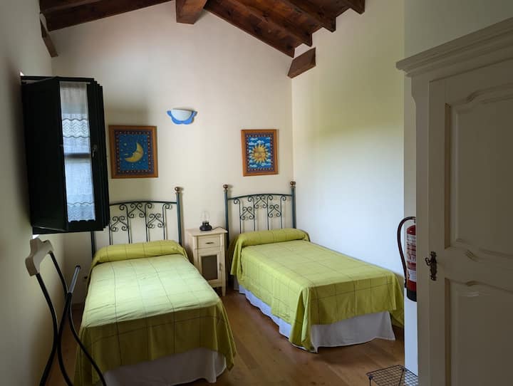 საძინებელი 2