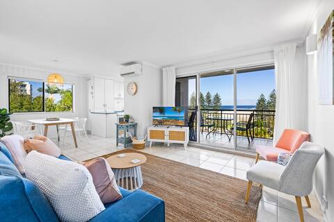 Popular Airbnb listing: Caloundra Gem in Caloundra