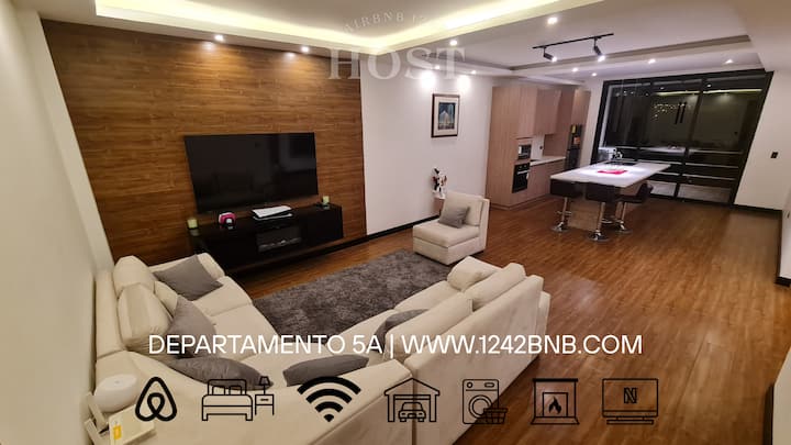 Apartamento Elegante En Cuenca, Incluye Garaje - Cuenca