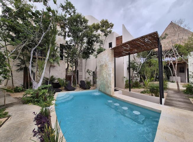 OTOCH property management managed Airbnb listing 3