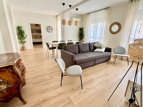 Espacios Blanco Santiago: 5 rooms and 150 m²