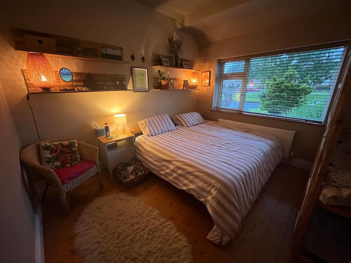 1 Double & 1 Twin Rm In Lovely Quiet Dublin House - Malahide
