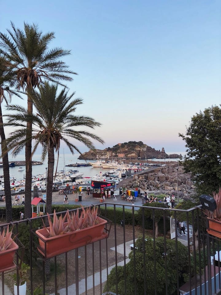 Mythos Home Due, Appartamento Fronte Mare - Acireale