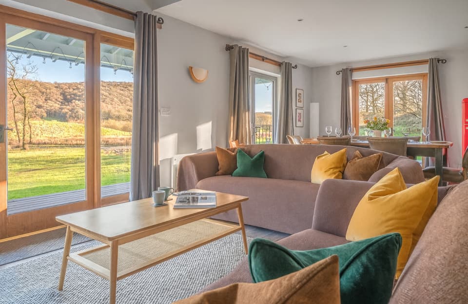 A lakeshore hideaway on Coniston Water, Coniston, Cumbria, United Kingdom, photo 1 of 10