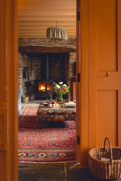 Cottage Orné: The Farmhouse